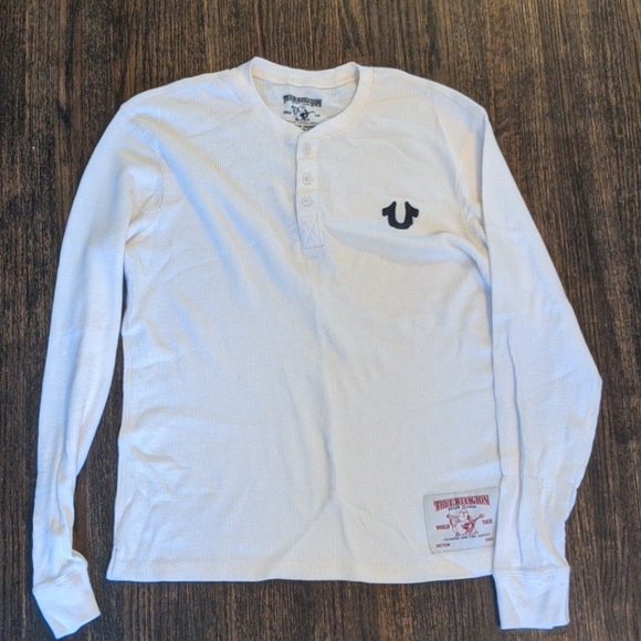 colored thermal shirts